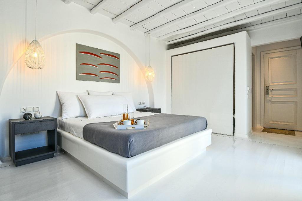 The One Mykonos