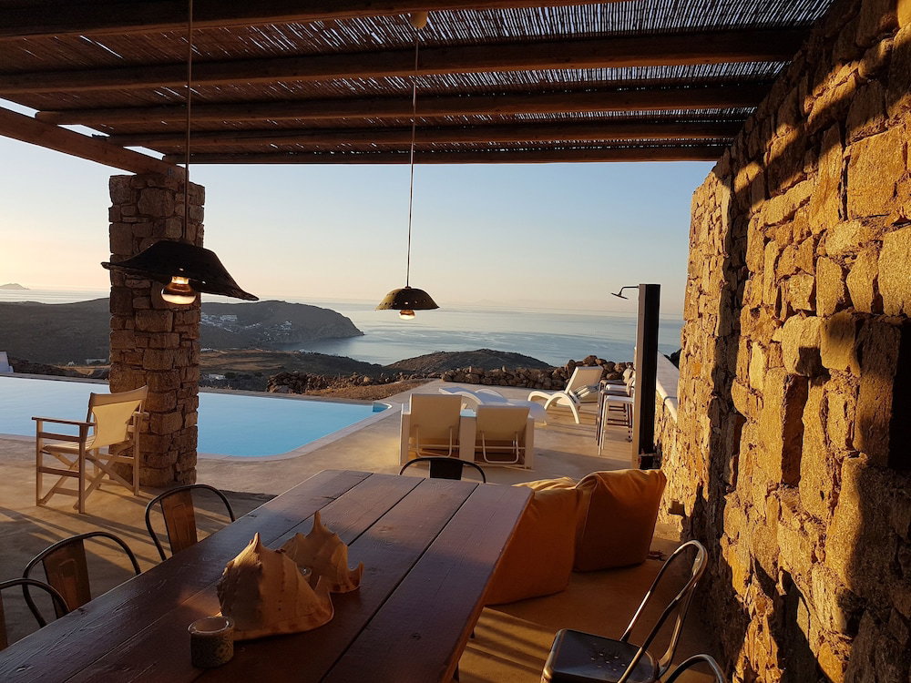 Amallini Suites