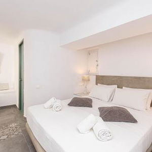 Sejur Peristeronas Village vacanta Mykonos