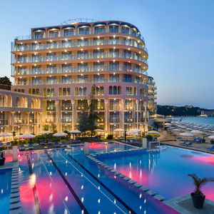 Hotel Azalia Hotel Balneo & Spa cazare St. Constantin si Elena