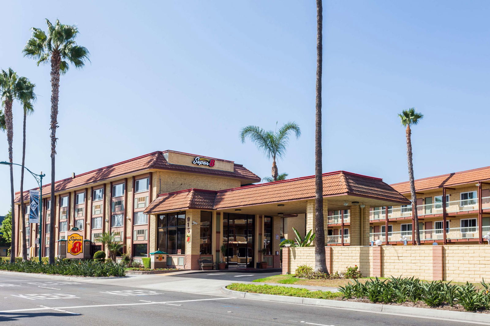Hotel Super 8 By Wyndham Anaheim/Disneyland Drive