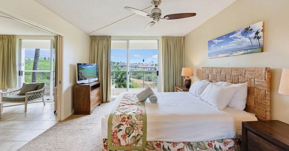 Hotel Castle At Maui Banyan