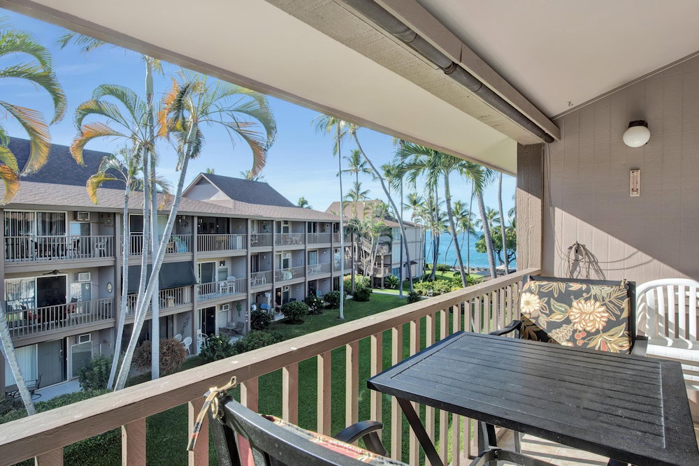 Hotel Kona Isle B31