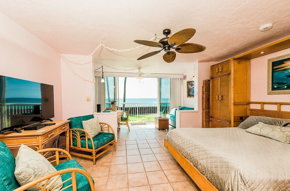 Big Island Kona Magic Sands By Coldwell Banker Island Vacations