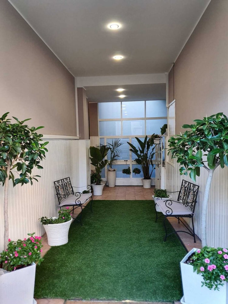 Hotel Bandb Bcens La Citta Delle 100 Sculture