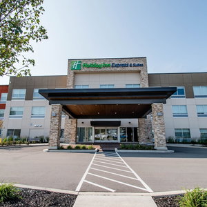 Hotel Holiday Inn Express & Suites Tonawanda - Buffalo Area By Ihg cazare Tresckow
