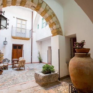 Sejur Palazzo Raho vacanta Cefalu