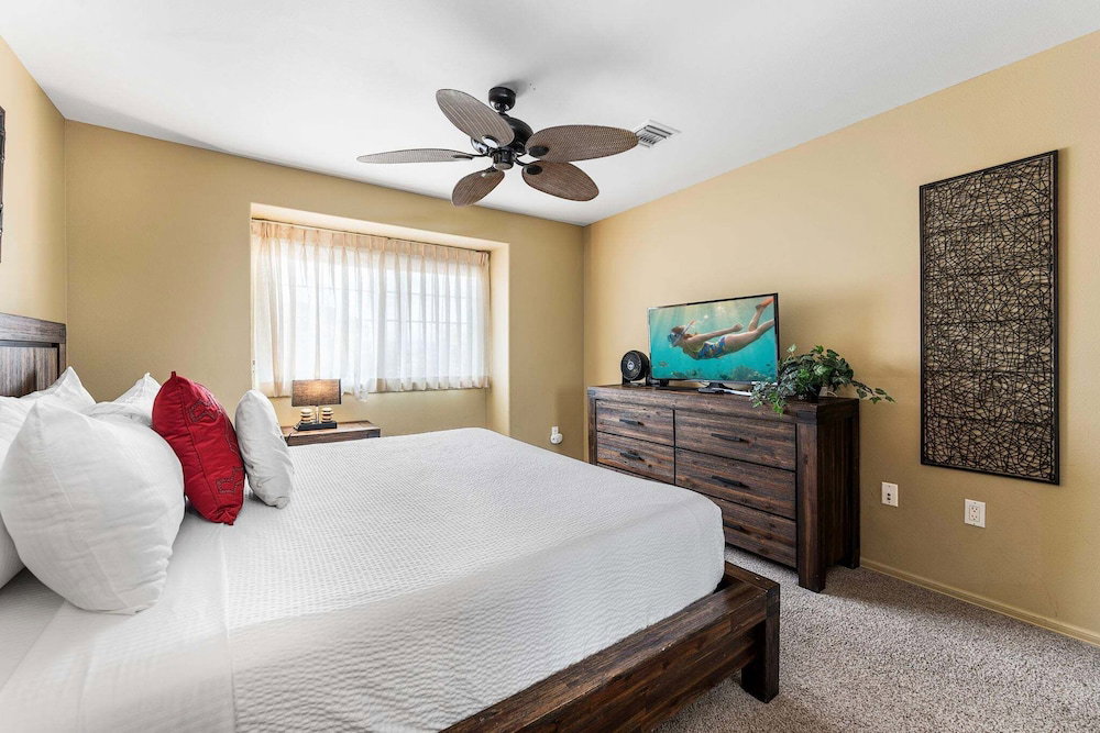 Beautifully Furnished - Hawaiian Villa - Ac & Wifi! - Vrkcv