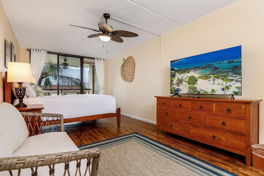 Kona Pacific C618 Top Fl Seaview With Ac, Elevator