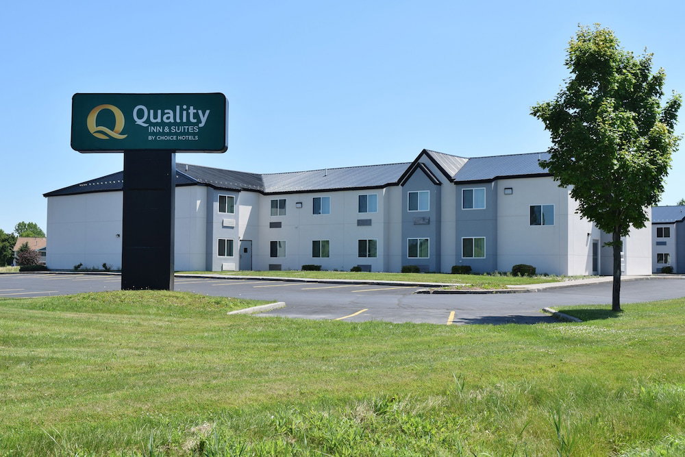 Hotel Quality Inn & Suites Watertown Fort Drum