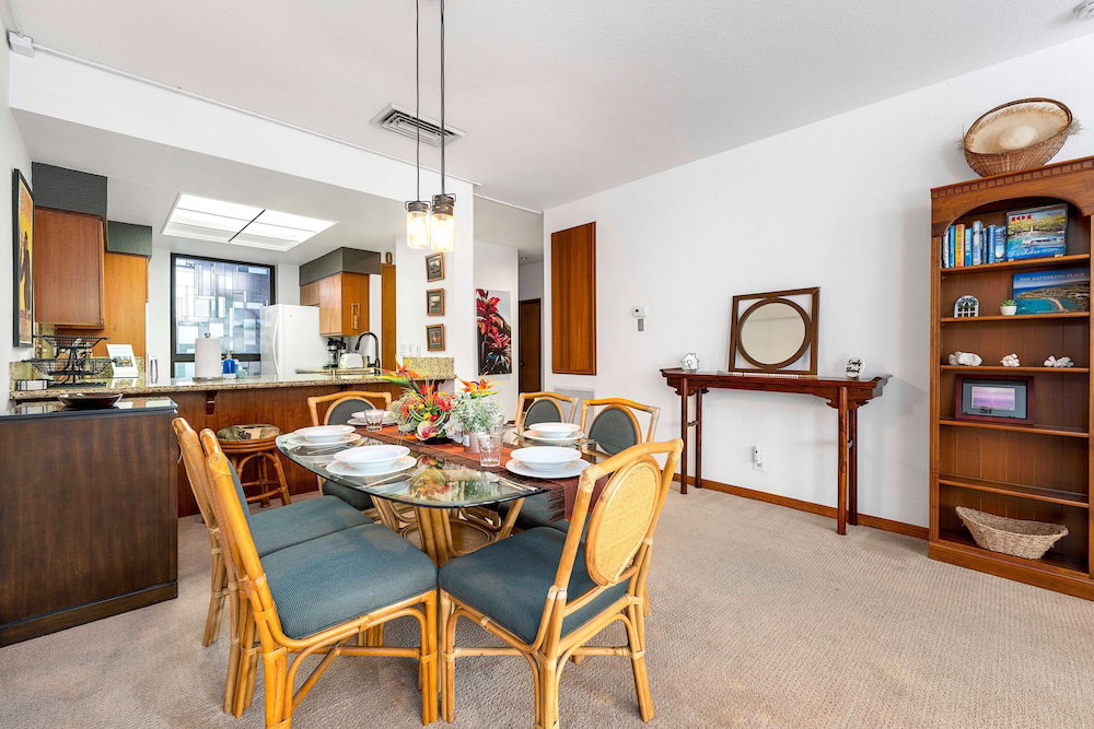 Ground Floor - Private Corner Unit - Vrkcv