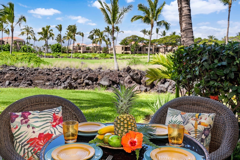 Hotel Spacious Top-Floor Villa With Stunning Views - Walk To A-Bay, Dining & Shops! - Vrkcv
