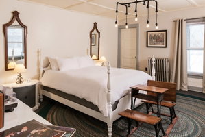 Hotel The Deers Head Inn cazare Elizabethtown