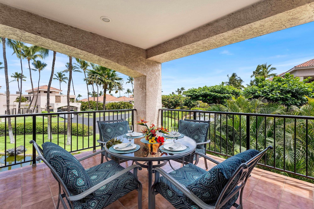 Hotel Newly Renovated - Gorgeous Condo & Location - Vrkcv
