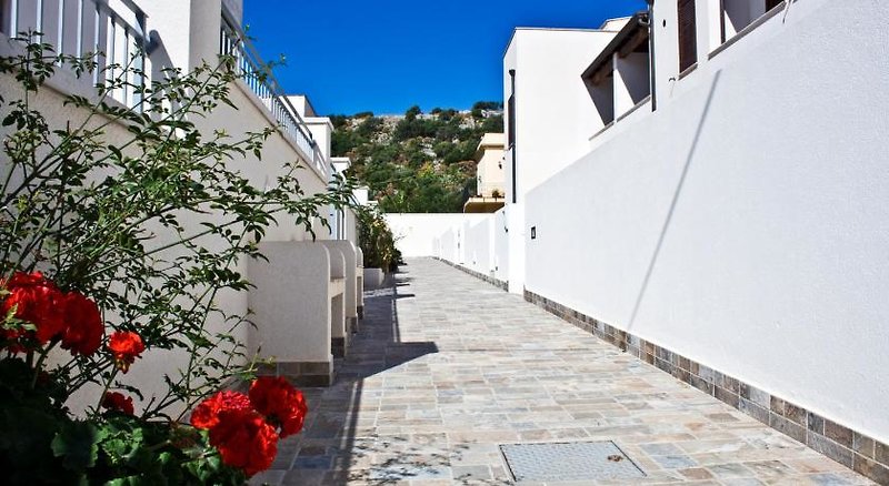 Poseidon Residence