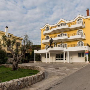Hotel Hotel Crnogorska Kuća cazare Podgorica