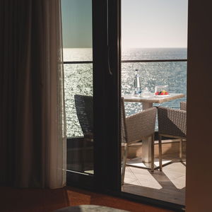 Hotel Kalamper Hotel & Spa cazare Bar