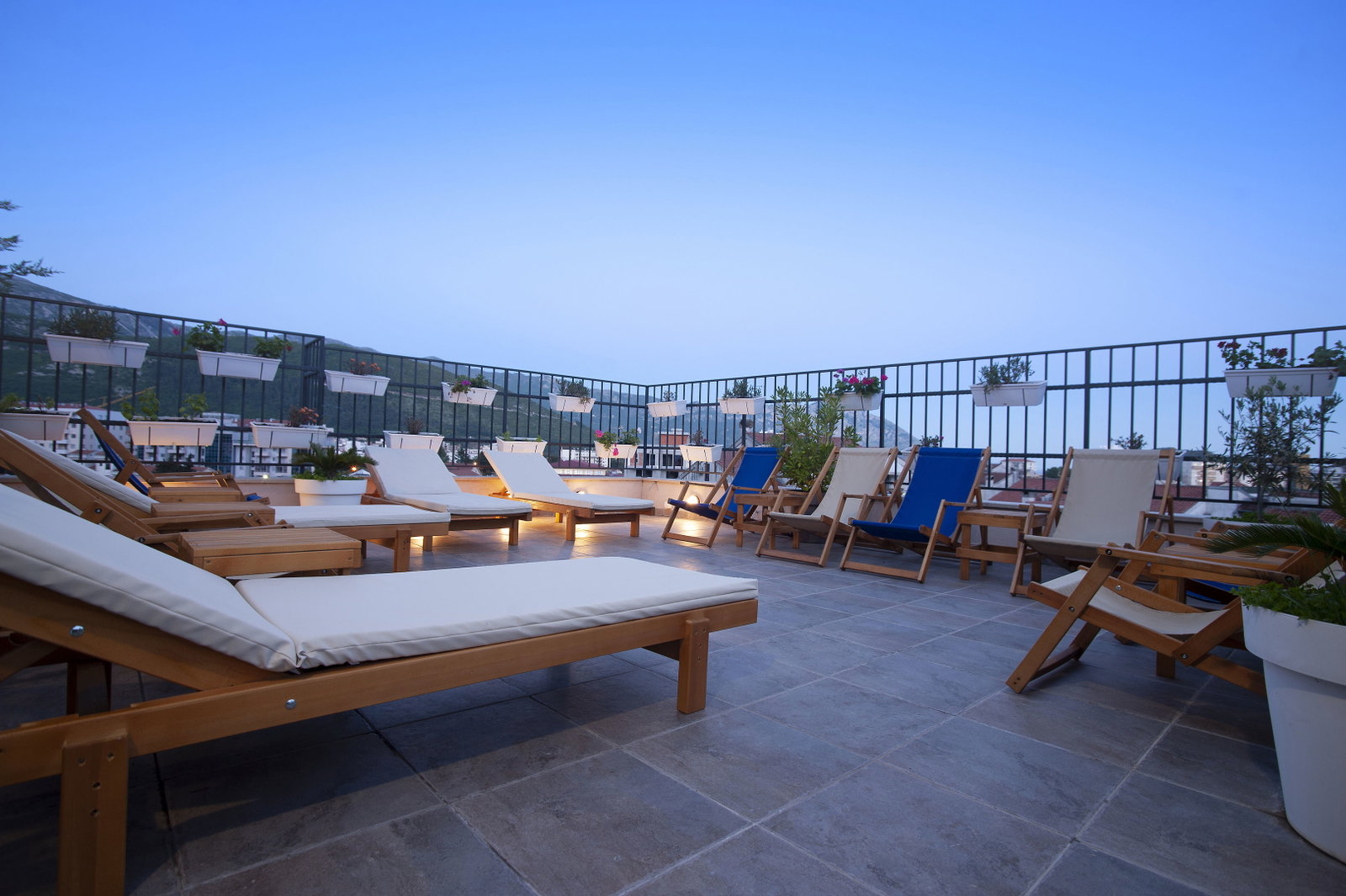 Hotel Twelve By Aycon