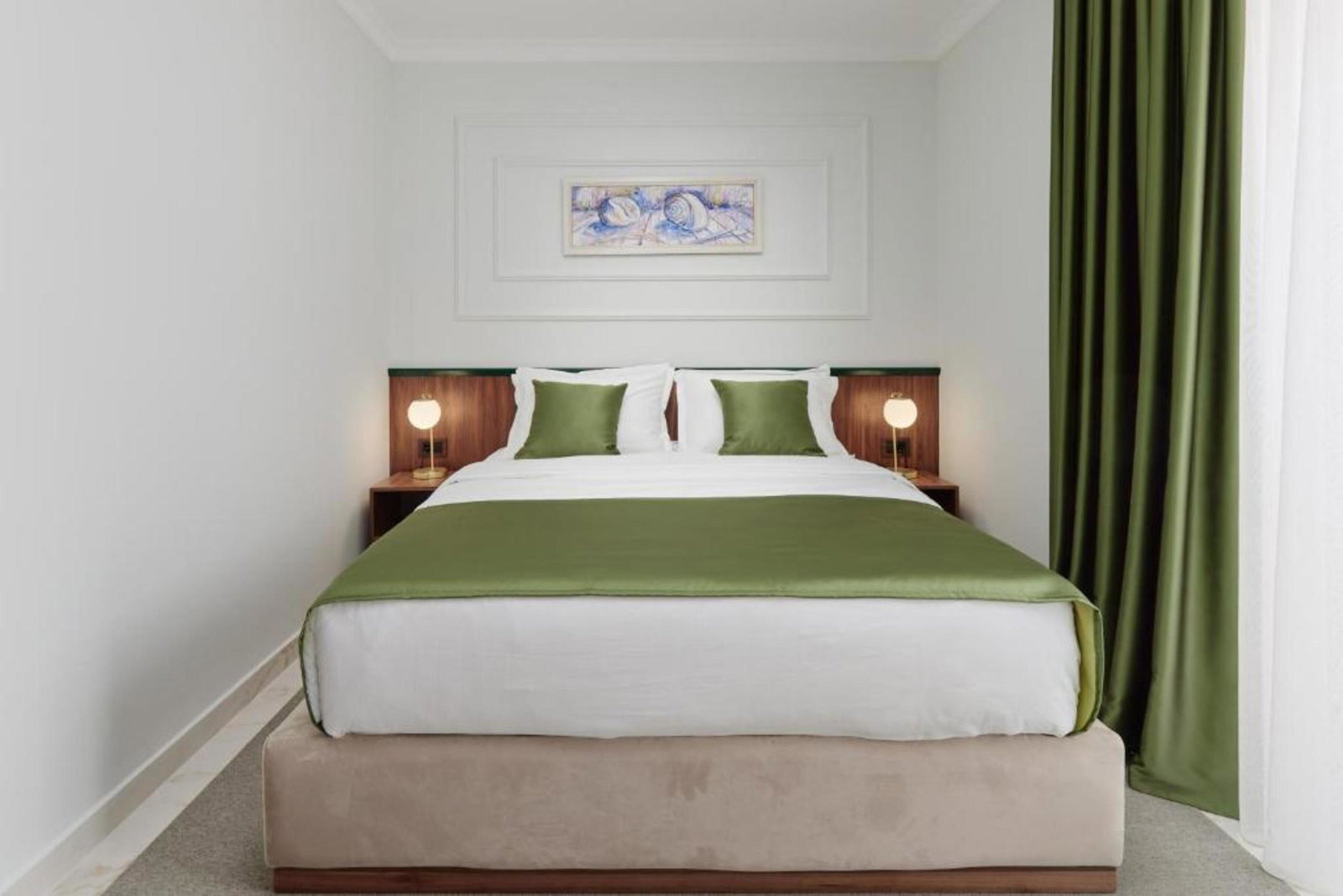 Hotel Diplomat