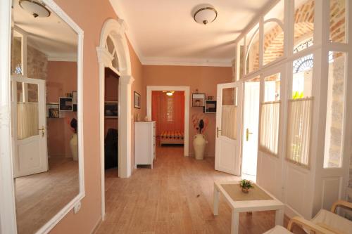 Hotel Apartments Marilu