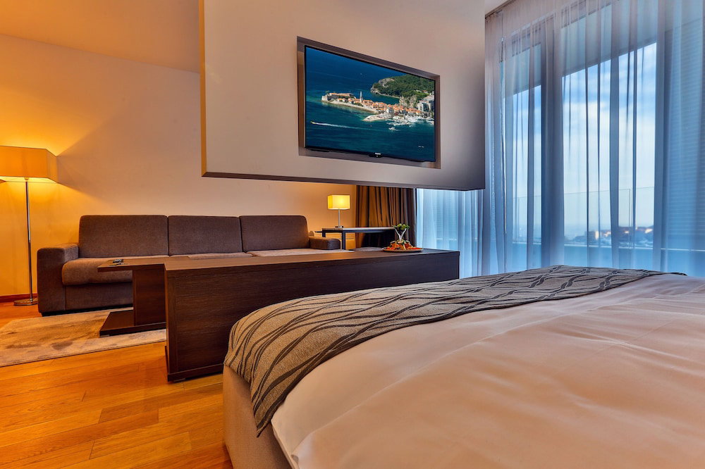 Hotel Hotel Wow