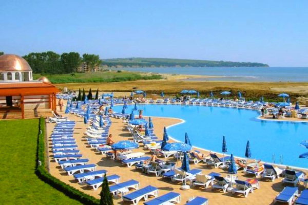 Alua Helios Bay