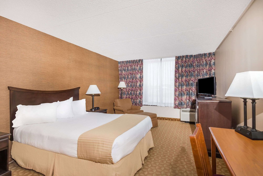Ramada By Wyndham Watertown/Thousand Islands Ny