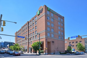 Hotel Holiday Inn Express & Suites Buffalo Downtown - Medical Ctr By Ihg cazare Buffalo