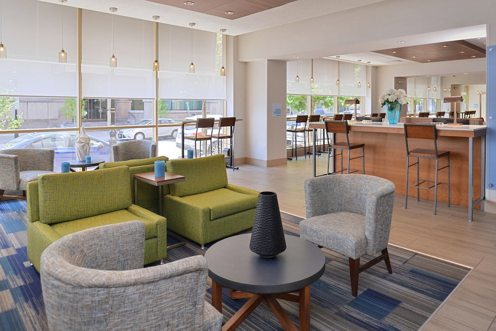 Holiday Inn Express & Suites Buffalo Downtown - Medical Ctr By Ihg