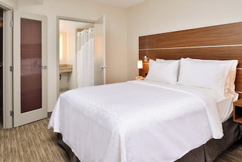 Holiday Inn Express & Suites Buffalo Downtown - Medical Ctr By Ihg