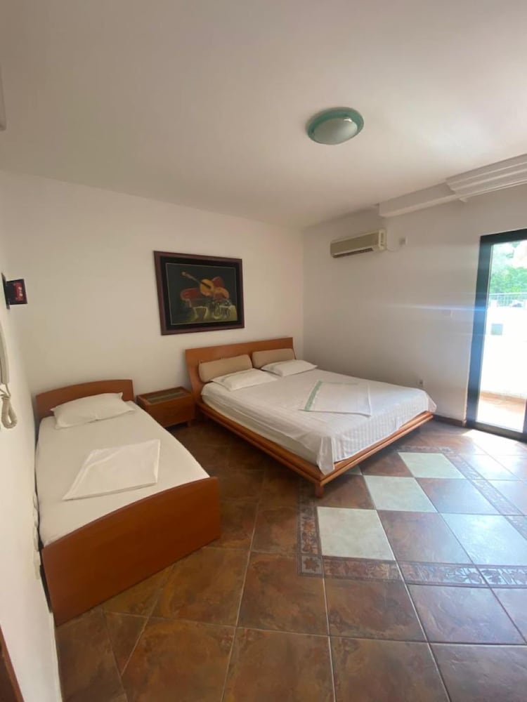 Villa Lutovac