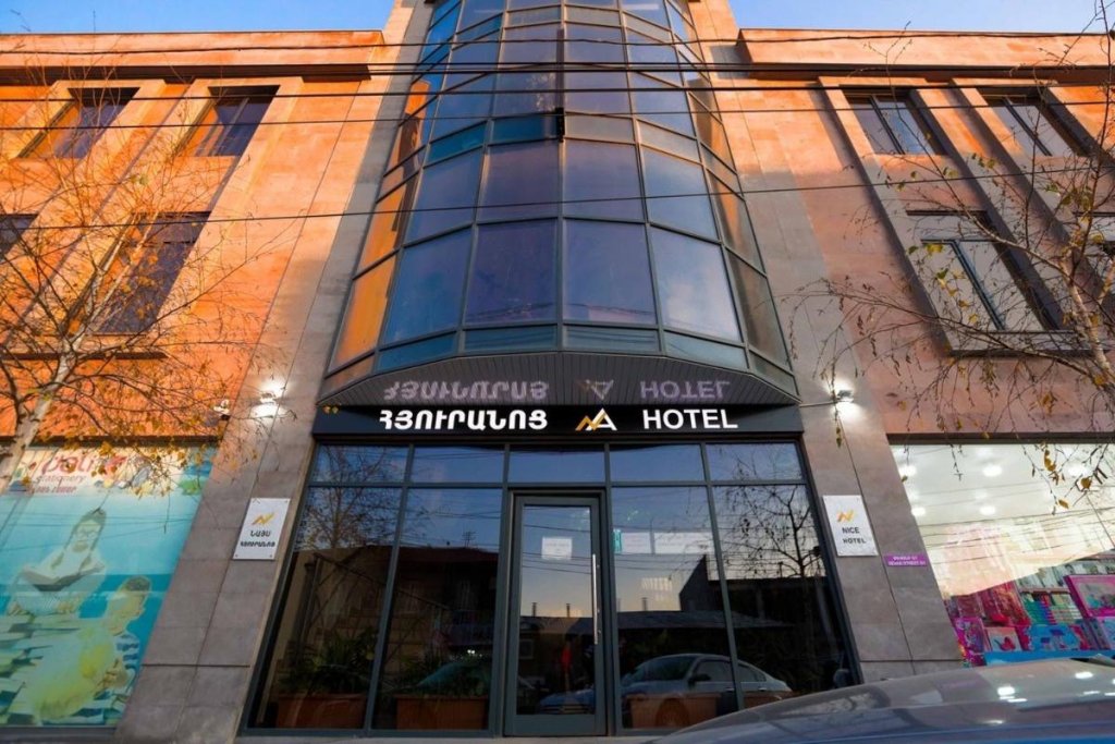 Hotel Nice Hotel & Tours