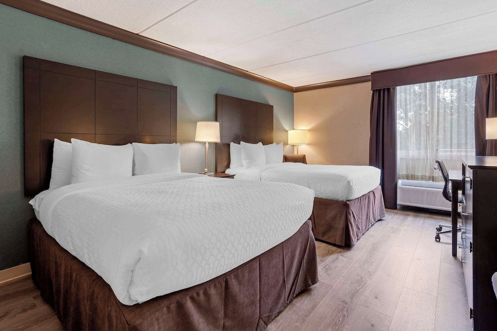 Hotel Kingston Regency Inn