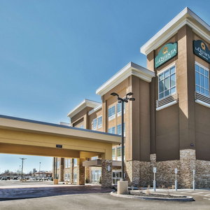 Hotel La Quinta Inn & Suites By Wyndham Niagara Falls cazare La Salle