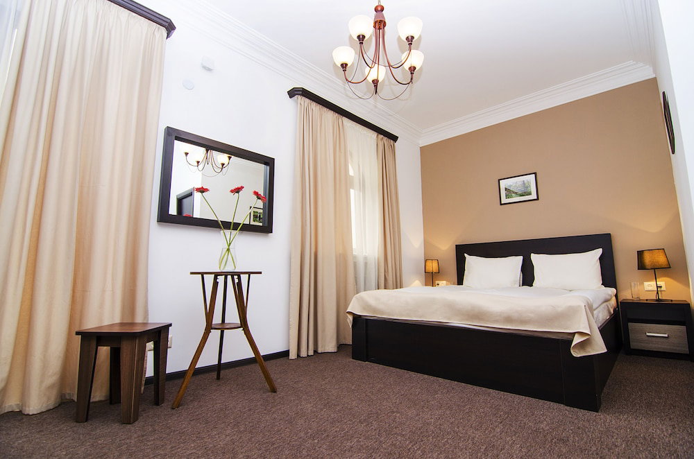Hotel City Centre Hotel By Picnic