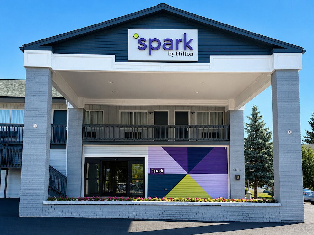 Hotel Spark By Hilton Lake George Outlets