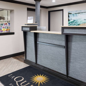 Hotel La Quinta Inn By Wyndham Buffalo Airport cazare Buffalo