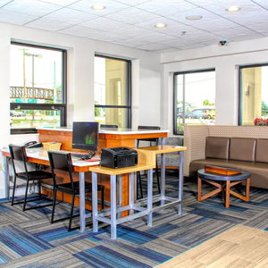 Hotel Holiday Inn Express Rochester - Greece By Ihg cazare Navarre