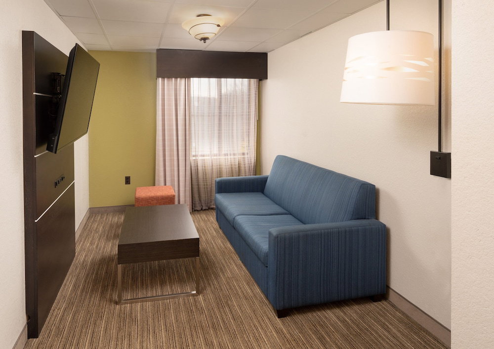 Holiday Inn Express Rochester - Greece By Ihg