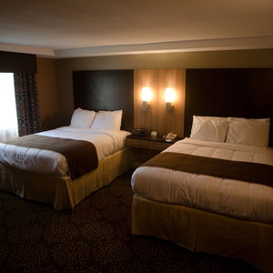 Hotel Aashram Hotel By Niagara River cazare La Salle