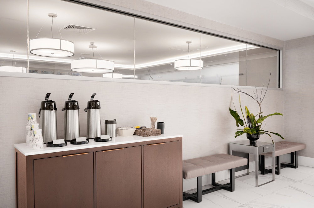 Crowne Plaza Albany - The Desmond Hotel By Ihg