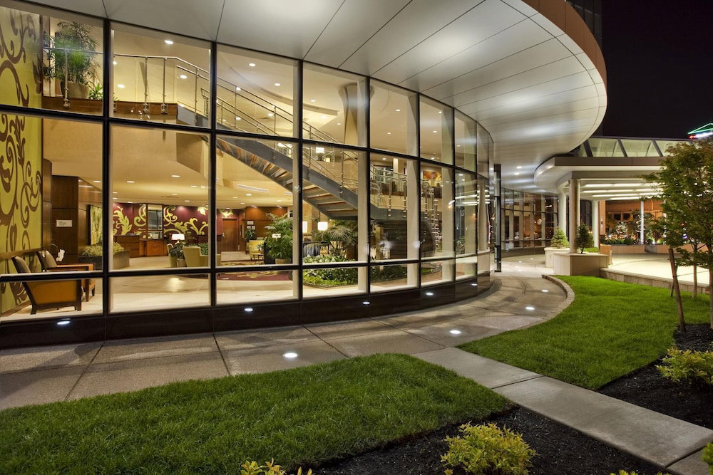 Hotel Embassy Suites Buffalo