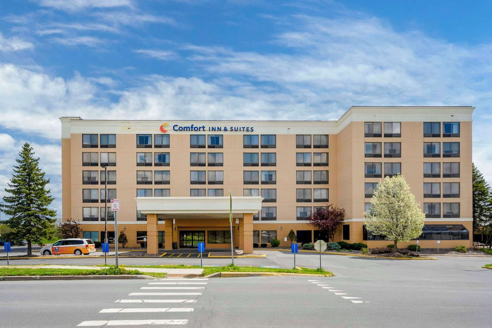 Hotel Comfort Inn & Suites Watertown - 1000 Islands