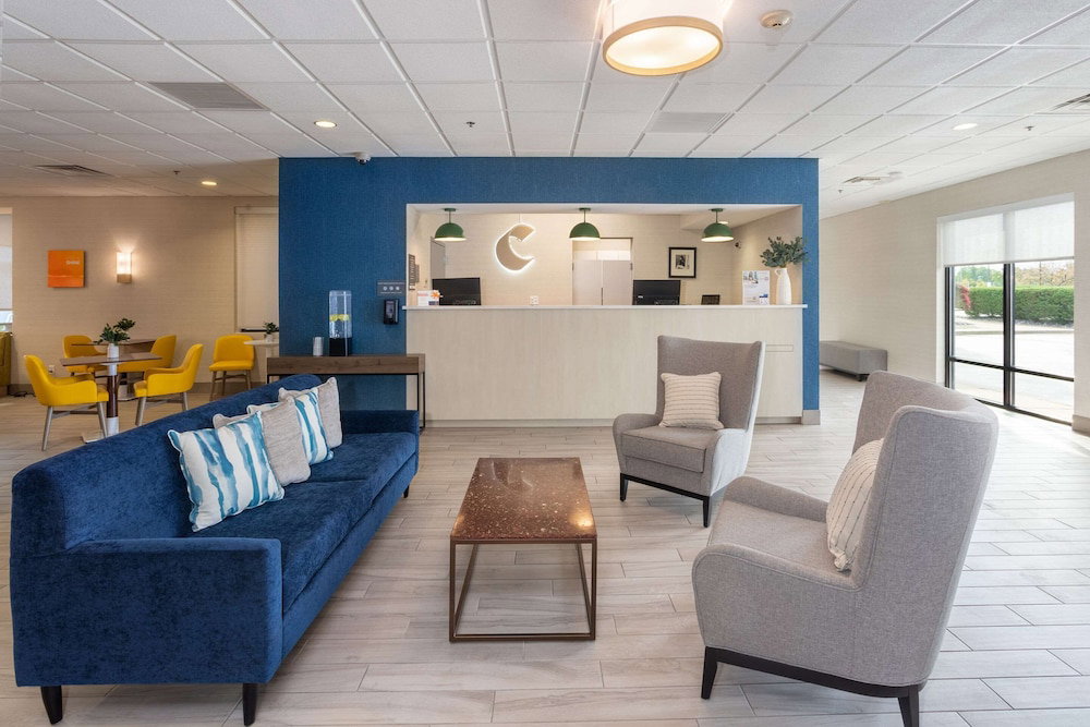 Hotel Comfort Inn & Suites Buffalo Airport
