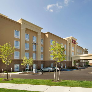 Hotel Hampton Inn & Suites Buffalo Airport cazare Buffalo