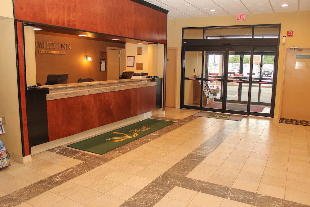 Hotel Quality Inn Buffalo Airport