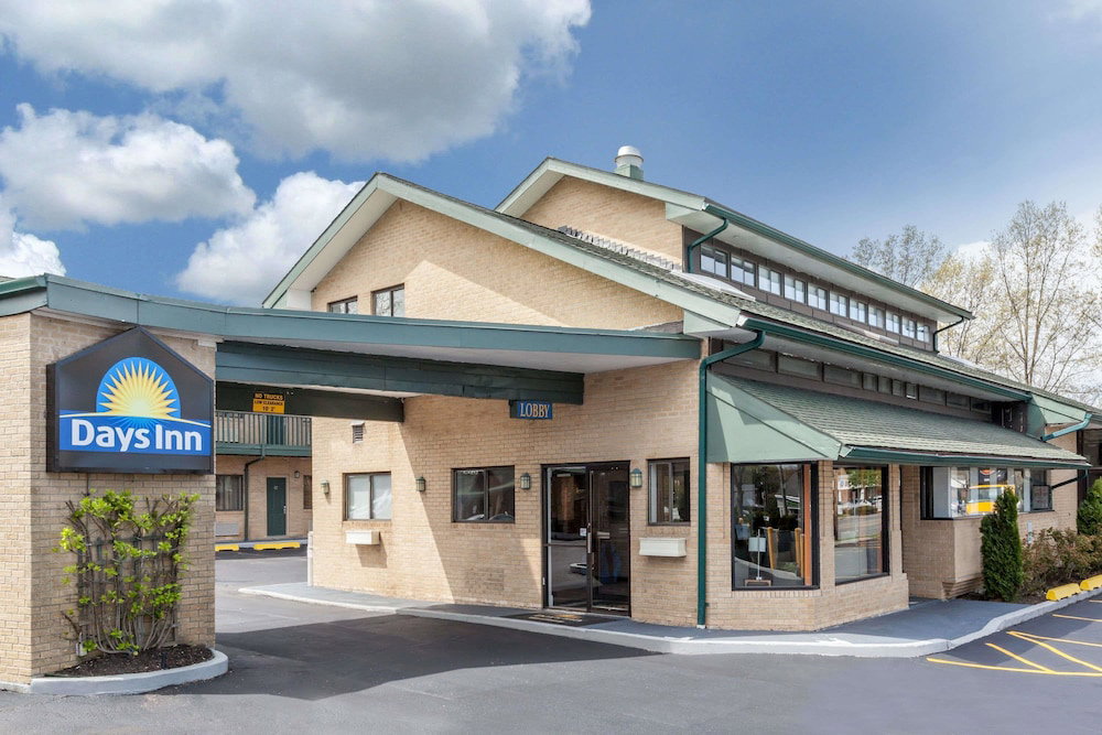Hotel Days Inn By Wyndham Woodbury Long Island