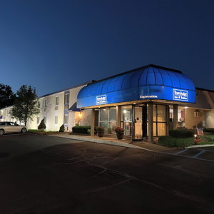 Hotel Travelodge Inn & Suites By Wyndham Albany cazare Colonie