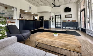 Hotel Budget Host East End cazare Riverside