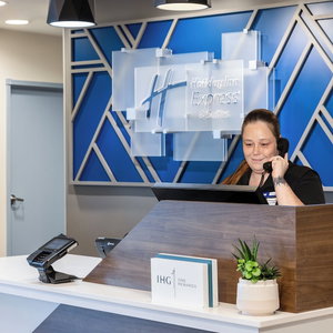 Hotel Holiday Inn Express & Suites Dewitt (Syracuse) By Ihg cazare East Syracuse